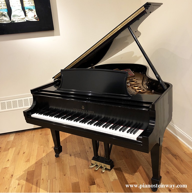 Steinway model L (2)